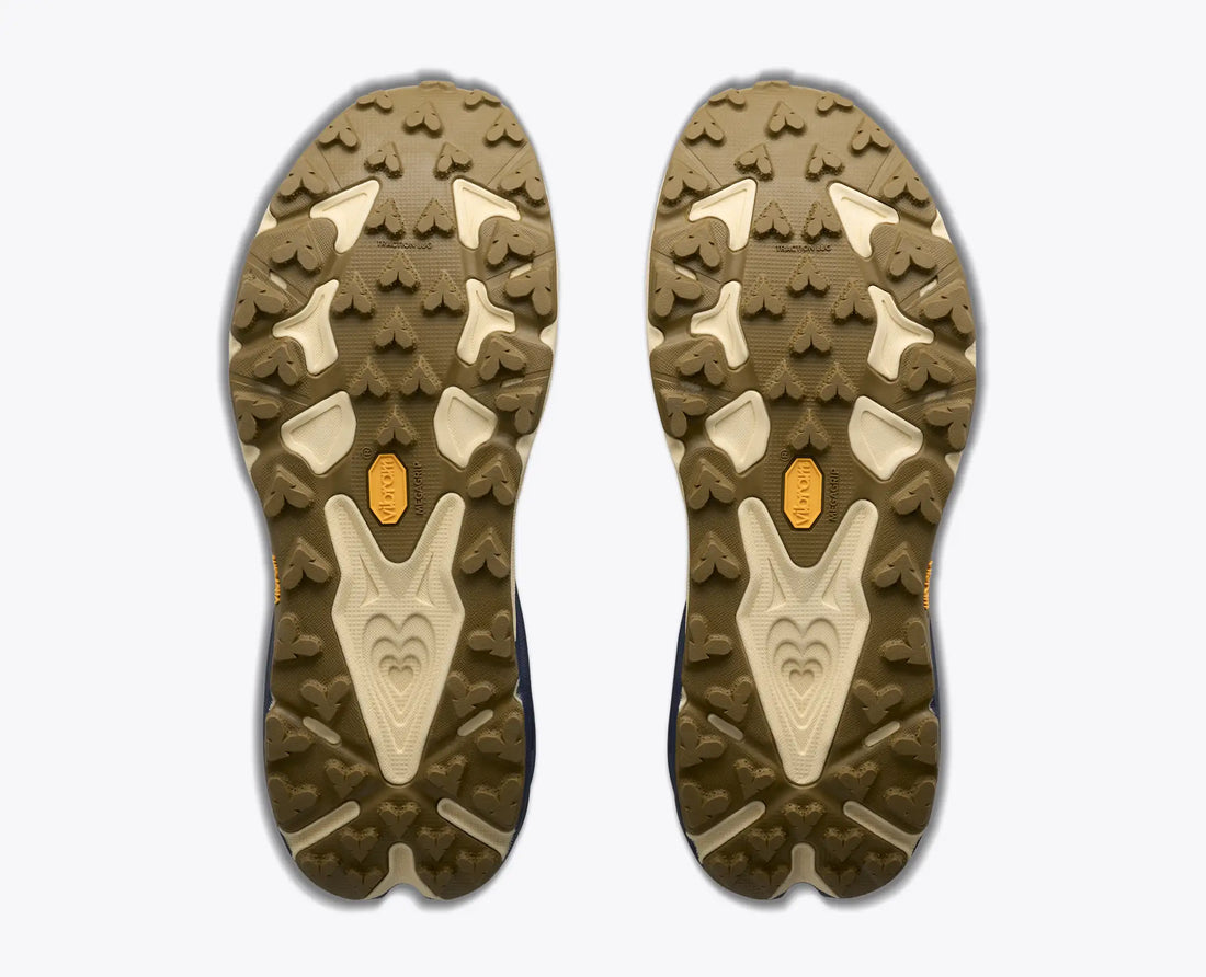 Speedgoat 7 coloris Varsity Navy / Barley Flour, vue 7